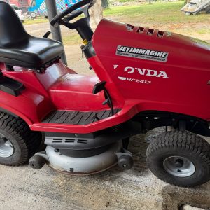 TRATTORINO TAGLIAERBA HONDA
